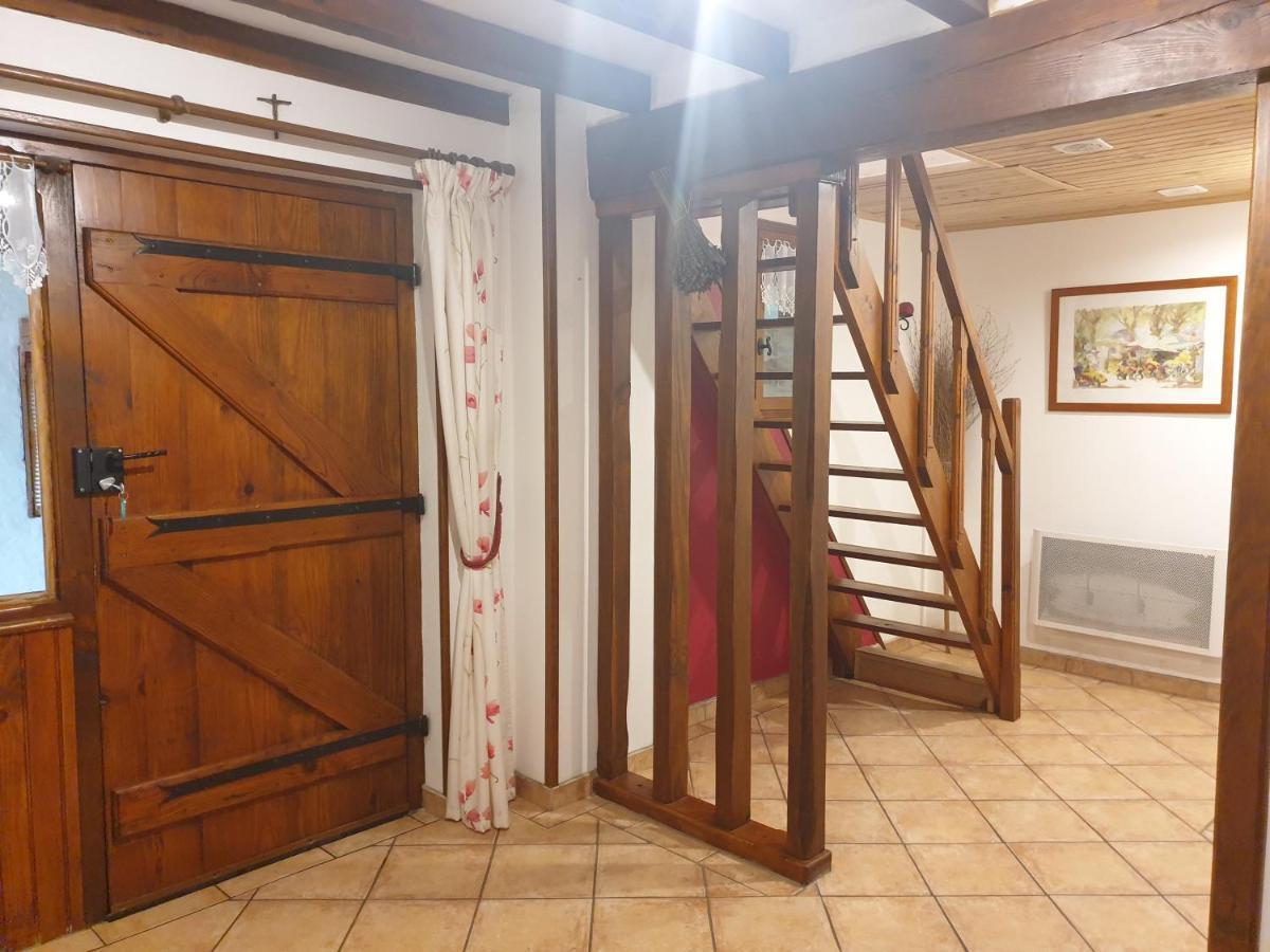 La Grange De Mombel Villa Losse Екстериор снимка