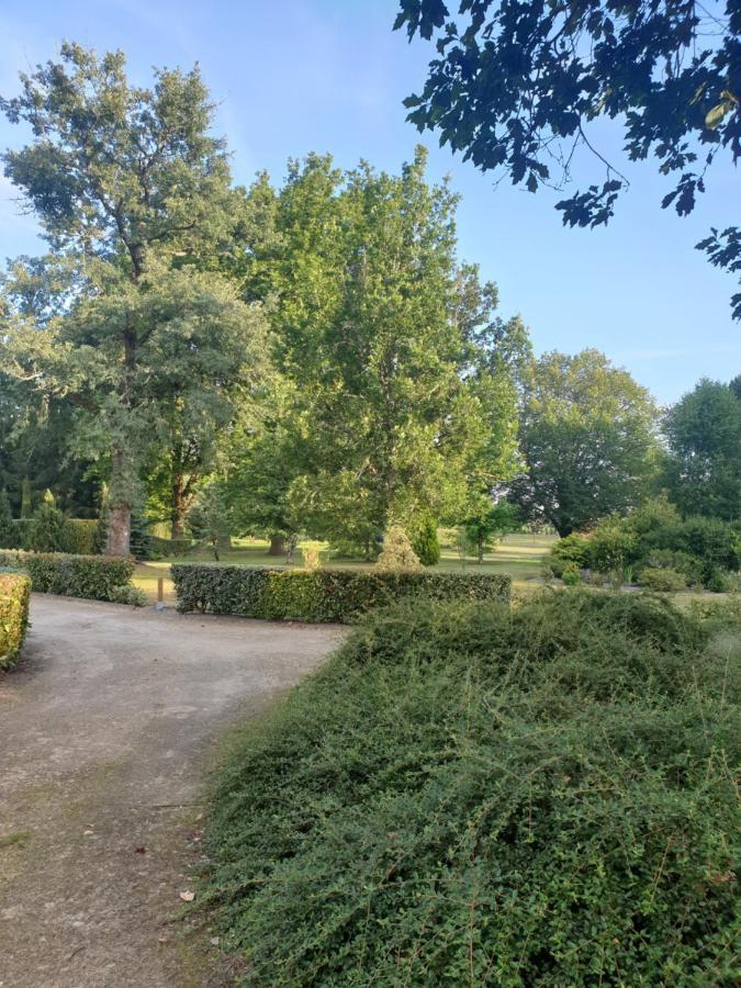 La Grange De Mombel Villa Losse Екстериор снимка
