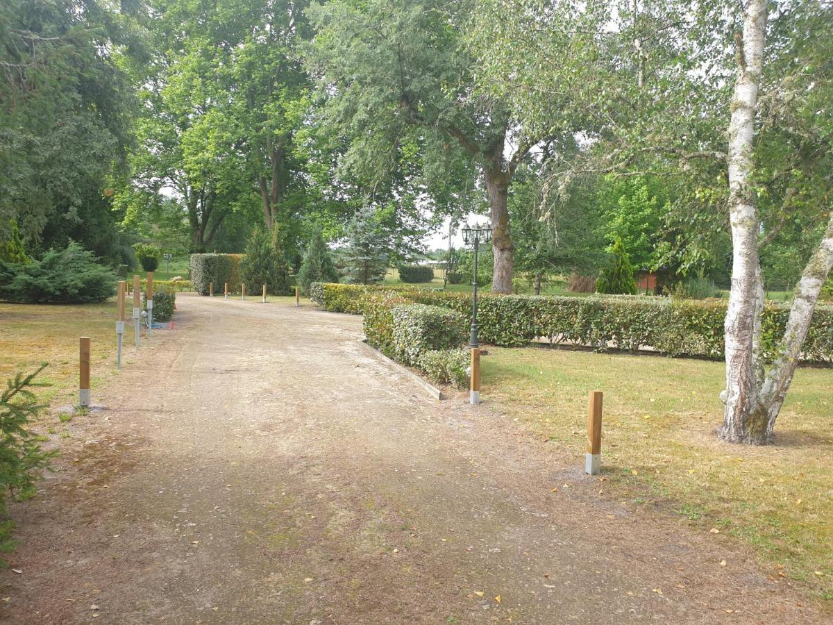 La Grange De Mombel Villa Losse Екстериор снимка