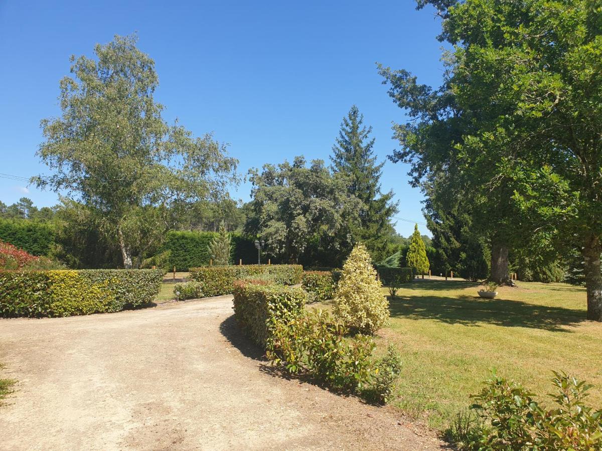 La Grange De Mombel Villa Losse Екстериор снимка