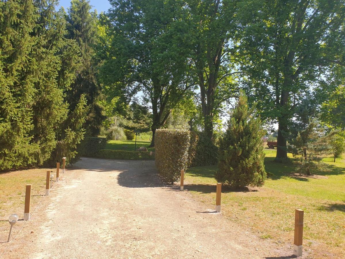La Grange De Mombel Villa Losse Екстериор снимка